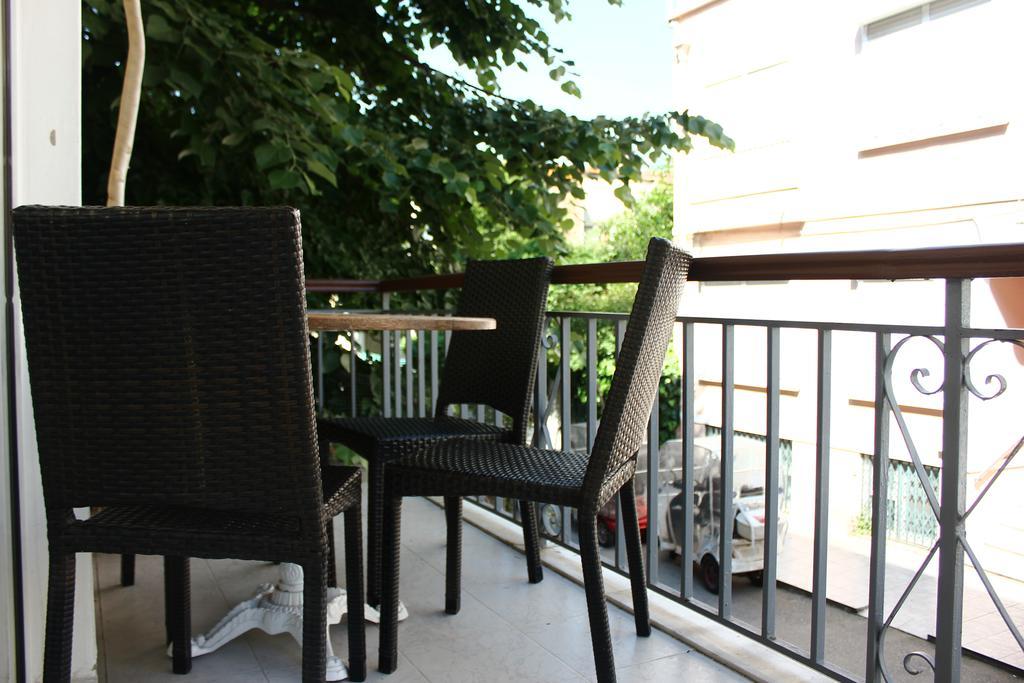 Yeni Apart Hotel Adalar Exterior foto