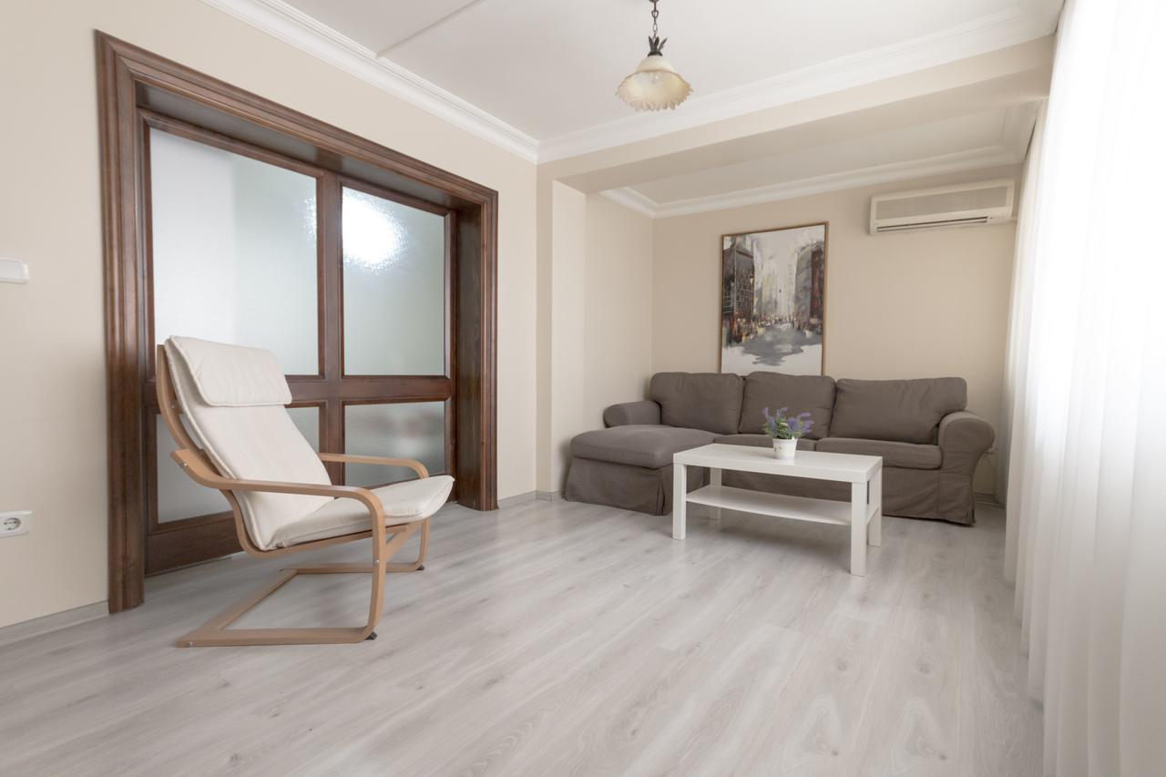 Yeni Apart Hotel Adalar Exterior foto