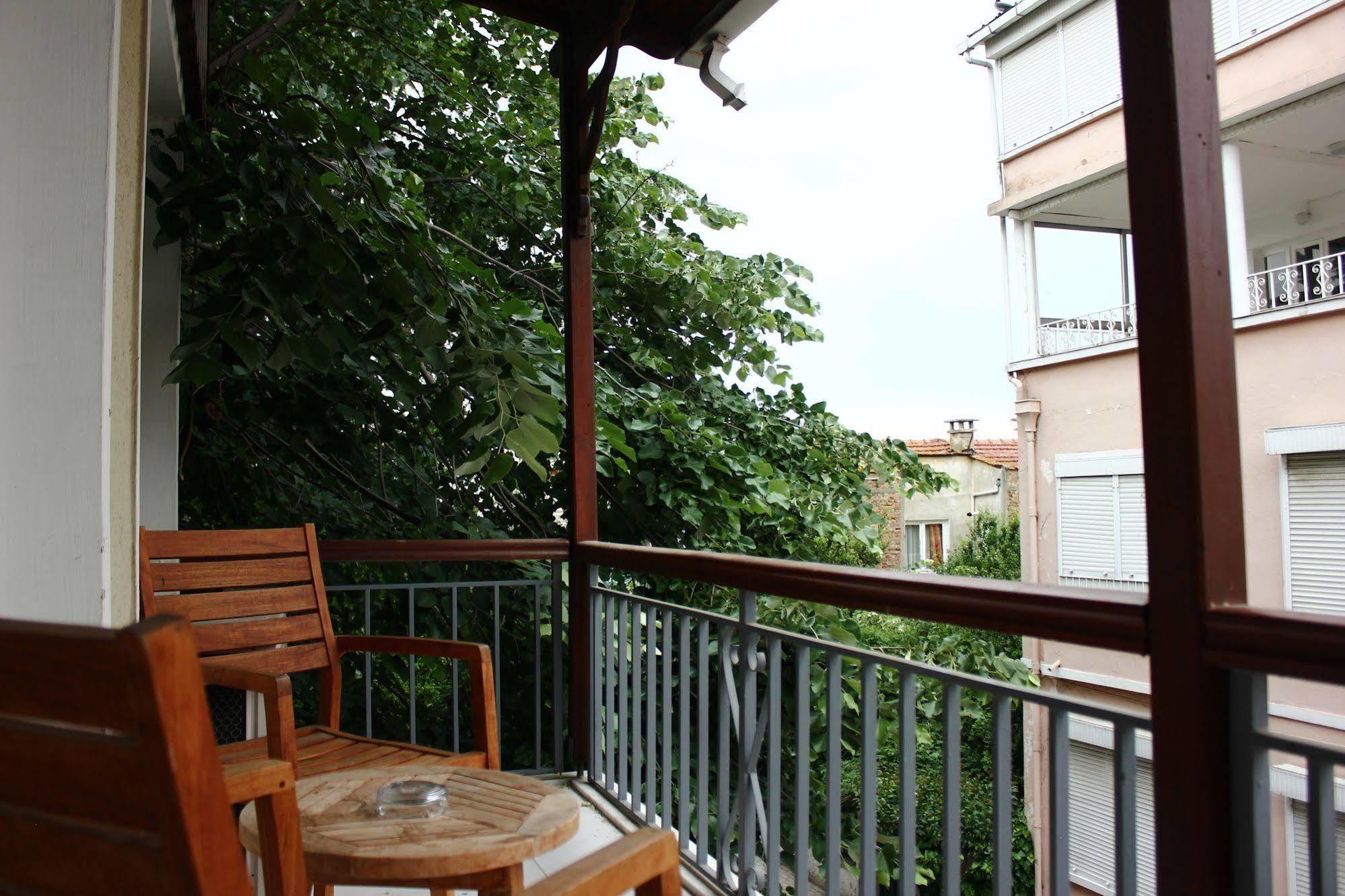 Yeni Apart Hotel Adalar Exterior foto